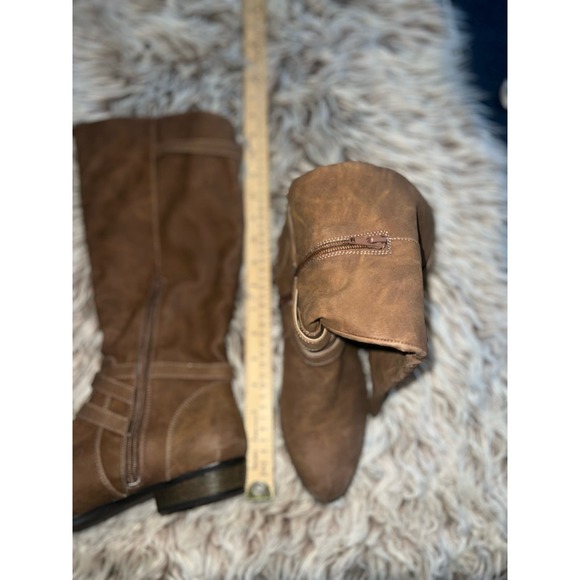 Steve Madden women’s calf high brown boots - Picture 5 of 9
